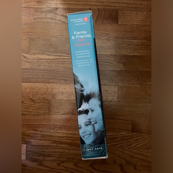 Family & Friends CPR Anytime: Personal Learning Program Kit NEW - Picture 2 of 5